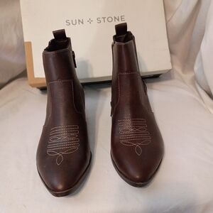 Sun + Stone Women's Brown Ankle Boots
